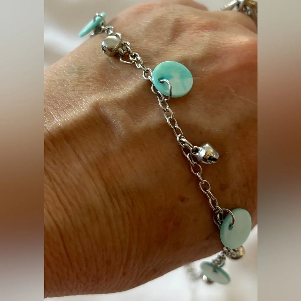 Cute Blue Shell Silvertone Bracelet‎